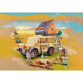 Vehicul de teren si lei